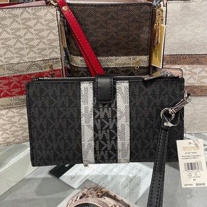 Michael Kors Jet Set Travel Large Double-Zip Wristlet Black Multi